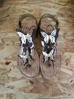 Jessica Simpson Butterfly Sandals 2M 
