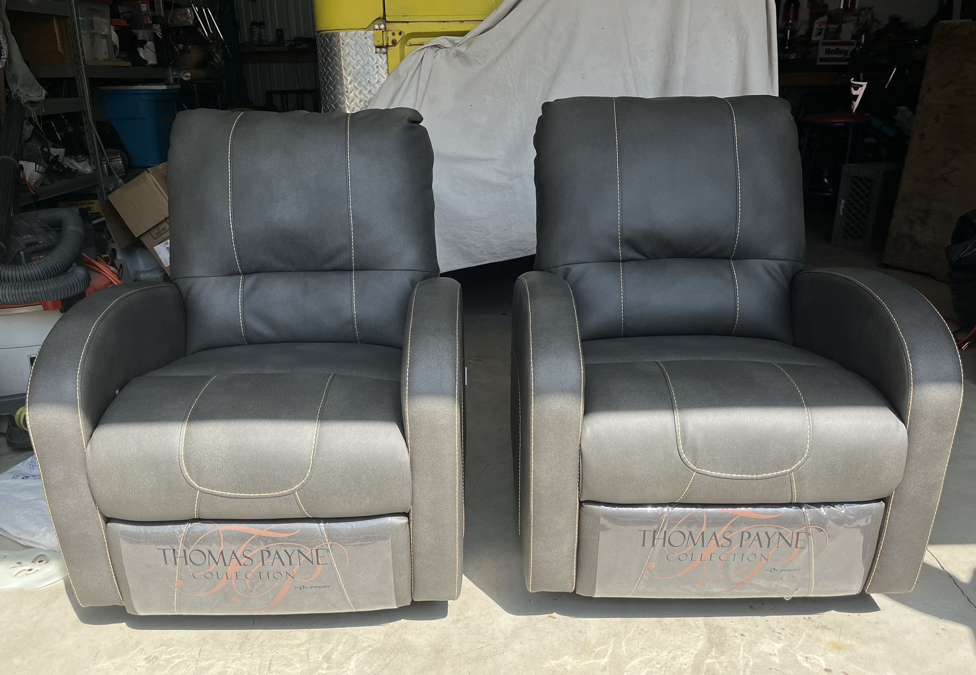 Thomas Payne By Lippert Rv Swivel Rocker Recliners
