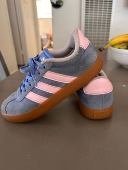 Size 2 girls shoes