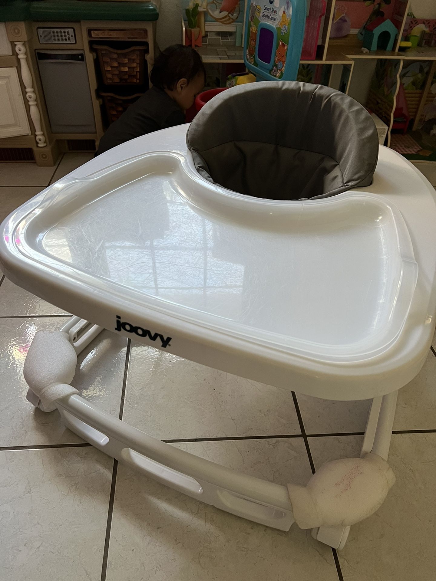 Joovy baby walker