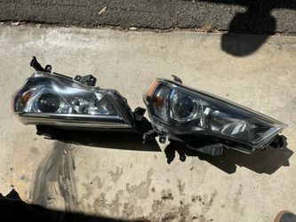 2022 4Runner Headlights and Taillights