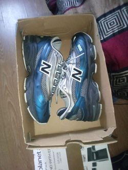 New balance shoes