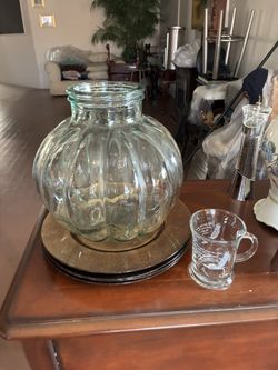 Large Vase $15.00