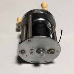 Vntg Fishing Reel