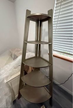 5 tier corner etagere