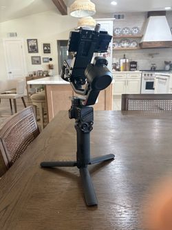 Dji rs4 gimbal