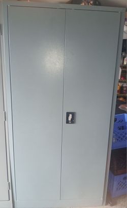 Global cabinet