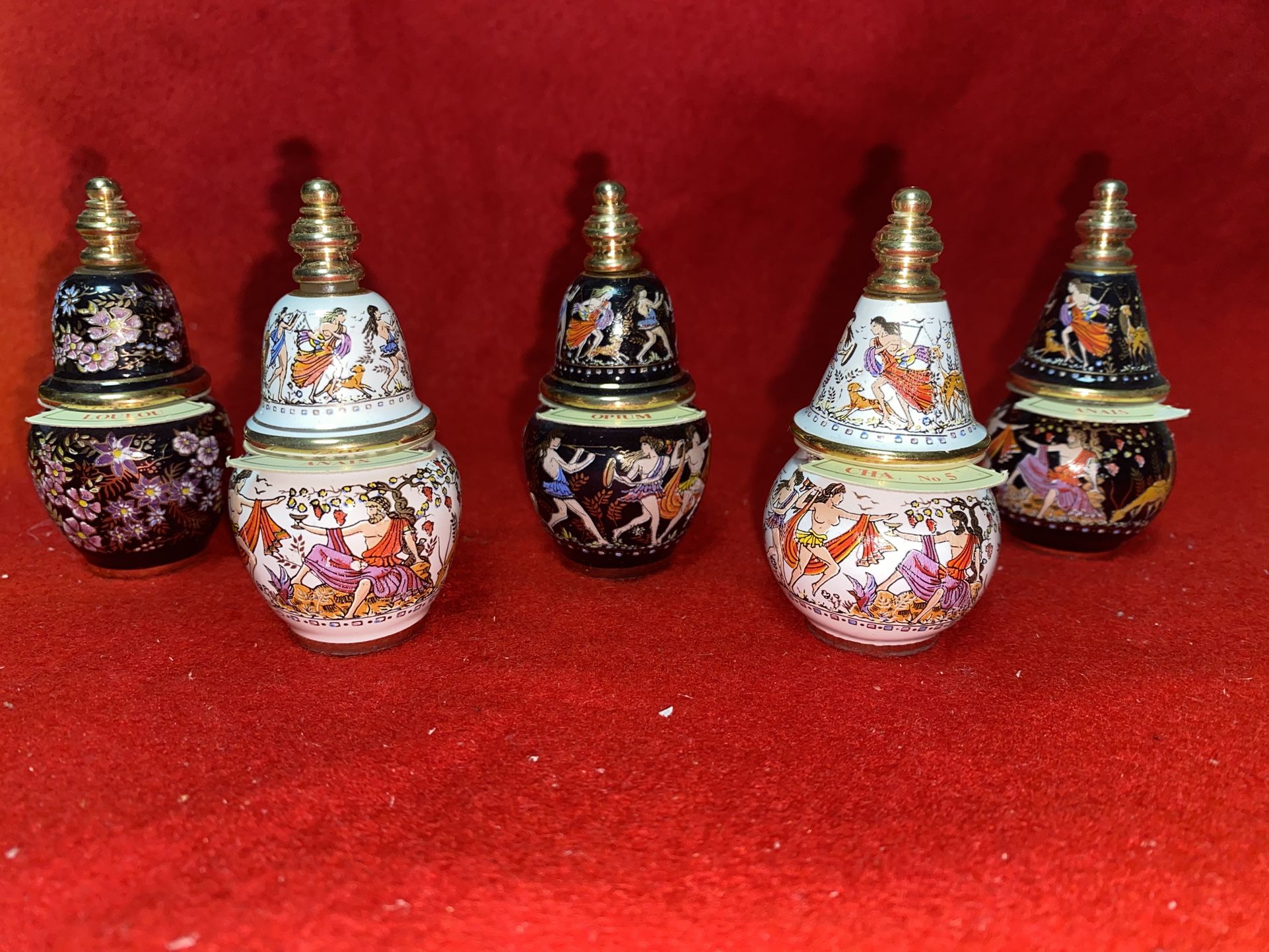 Vintage 2.5 Inch Set of 5 Oil/Cream 24k gold Ceramic Vase Collectibles (Read Description)