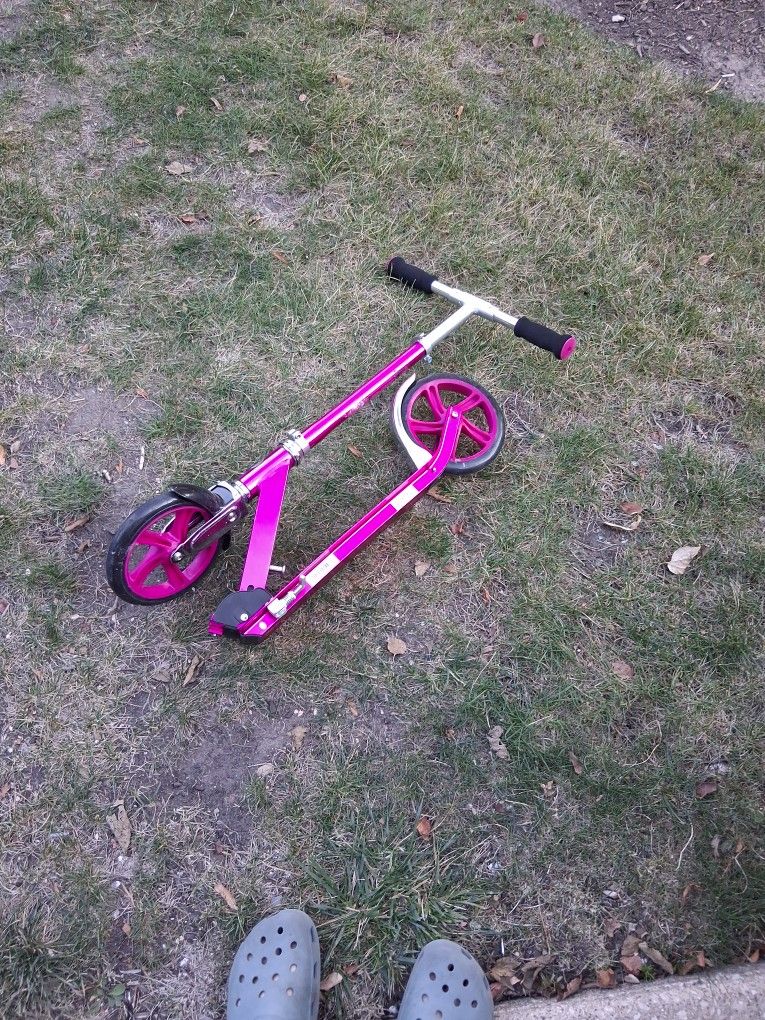 Pink Scooter 