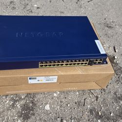 Netgear FS728TP PoE Switch 