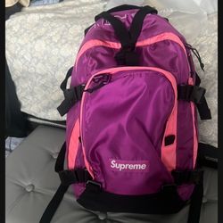 SUPREME backpack Authentic w/rcpt & tags