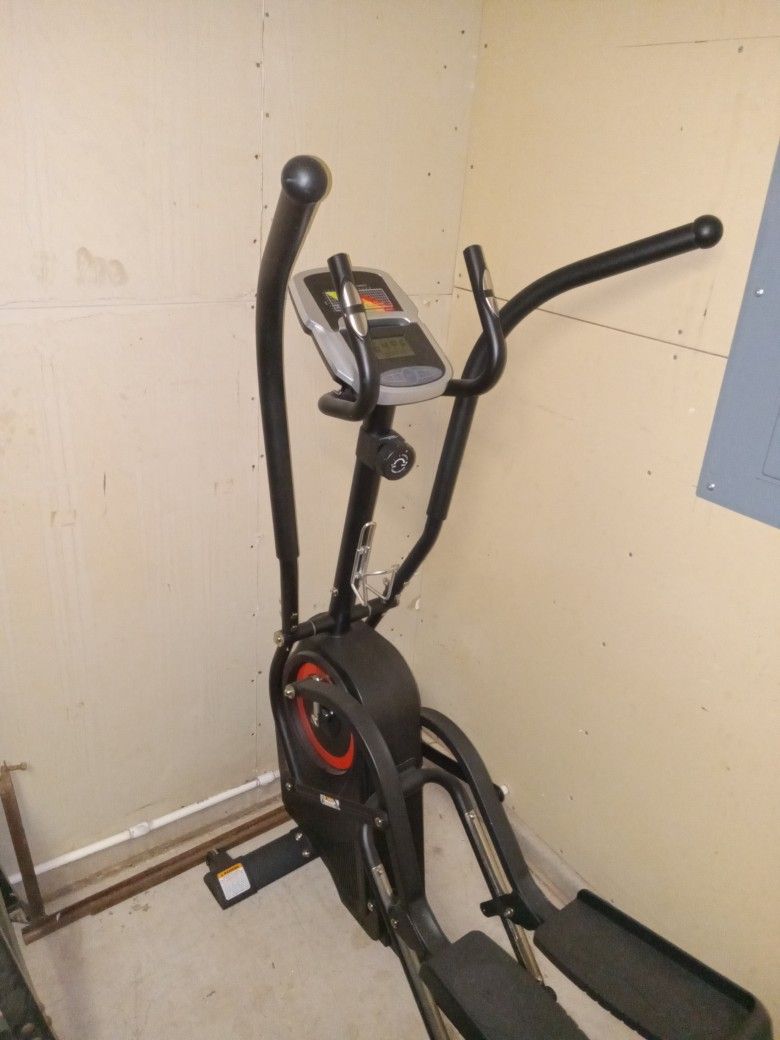 Workout Fitness Elliptical
