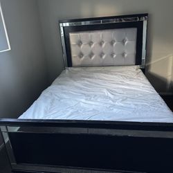 Bed & Dresser 