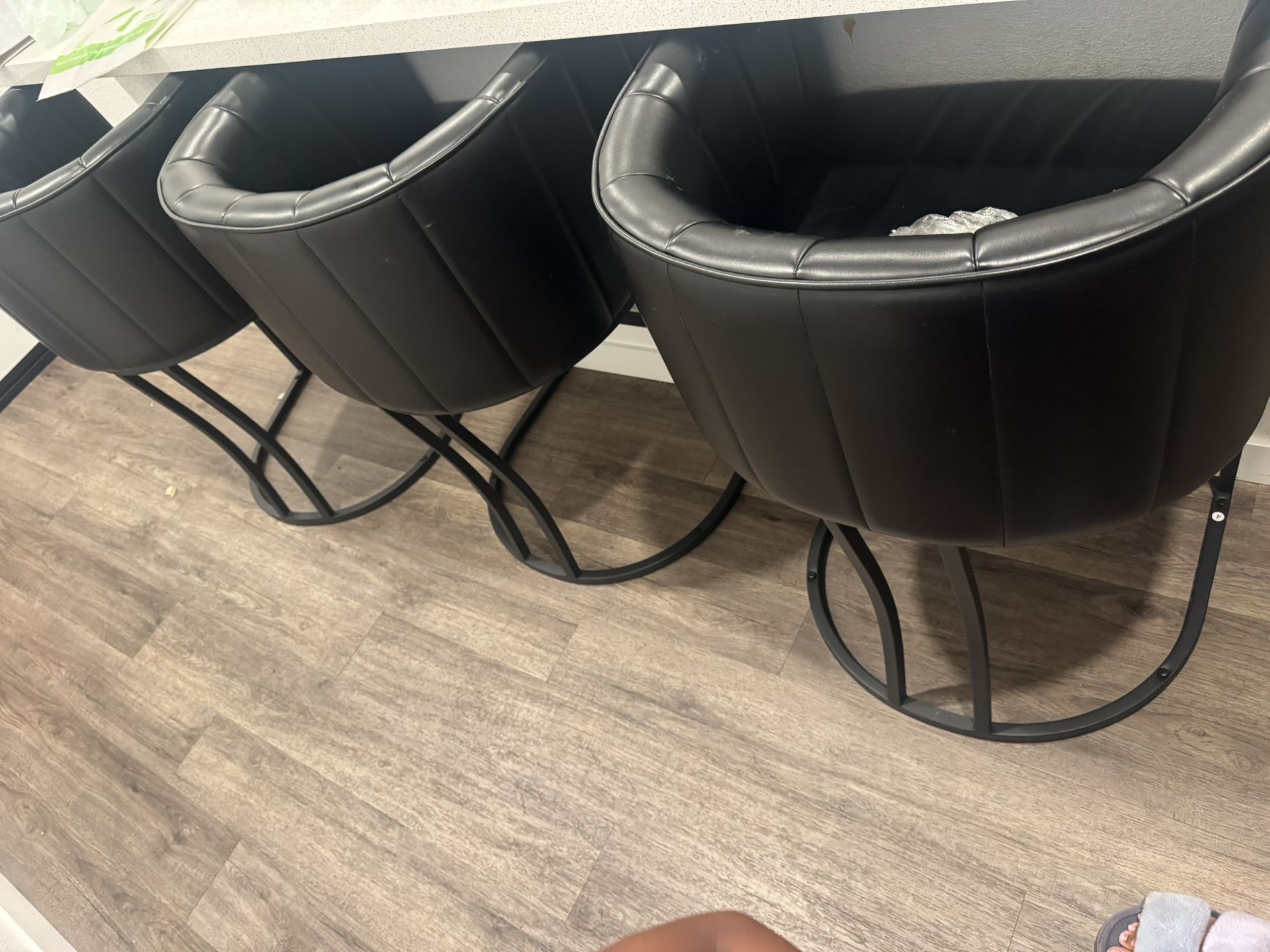 3 Bar Stools