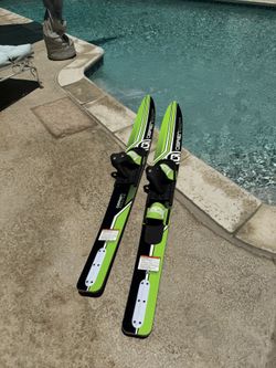 Ó Brian Reactor Water Skis