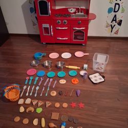 Play Kitchen With Accessories 