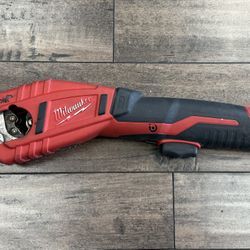 Milwaukee 2471-20 M12 Copper Tubing Pipe Cutter 