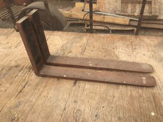 FORKLIFT FORK