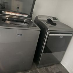Washer and Dryer Maytag 