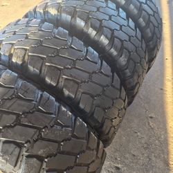 LT265 70 17 TERRA STORM CAT5 M/T