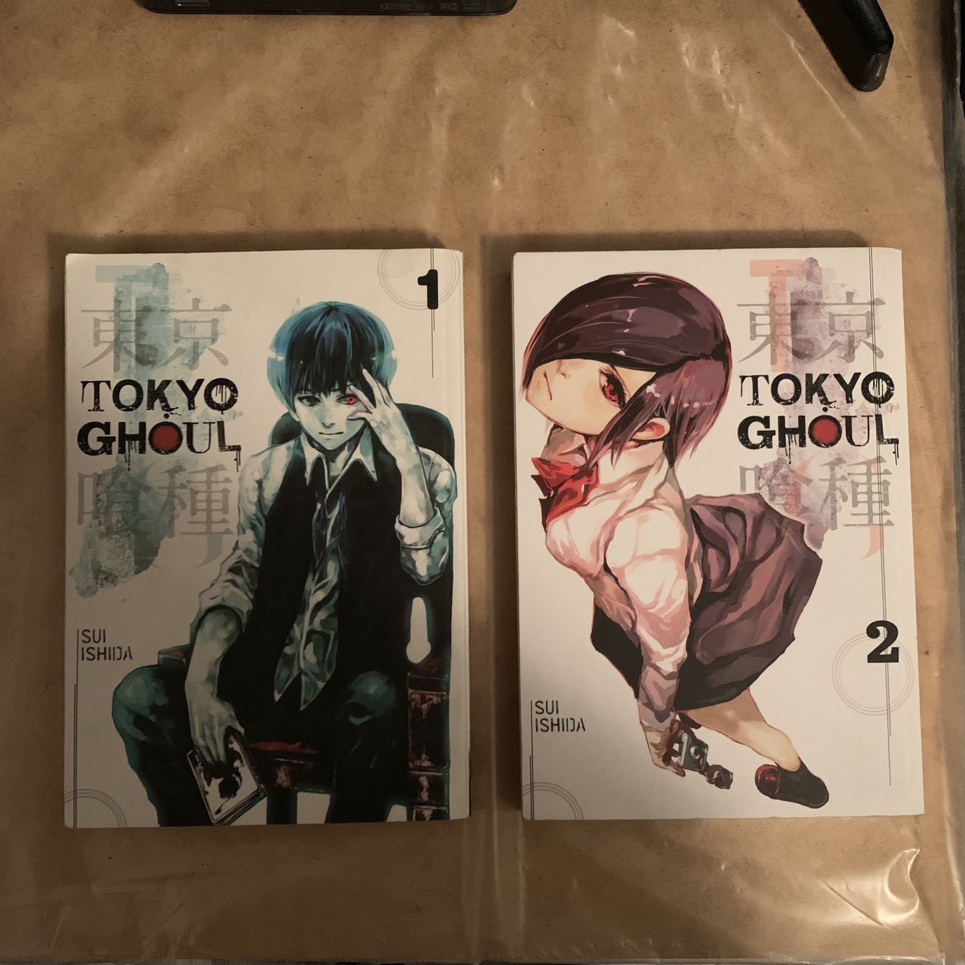 Tokyo Ghoul manga’s 1 & 2