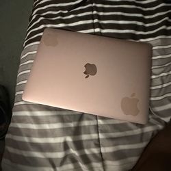 MacBook