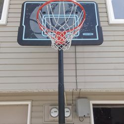 Lifetime Adjustable Portable Basketball Hoop 