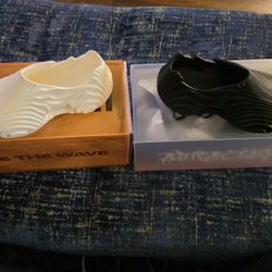 Auracles By Chris Brown