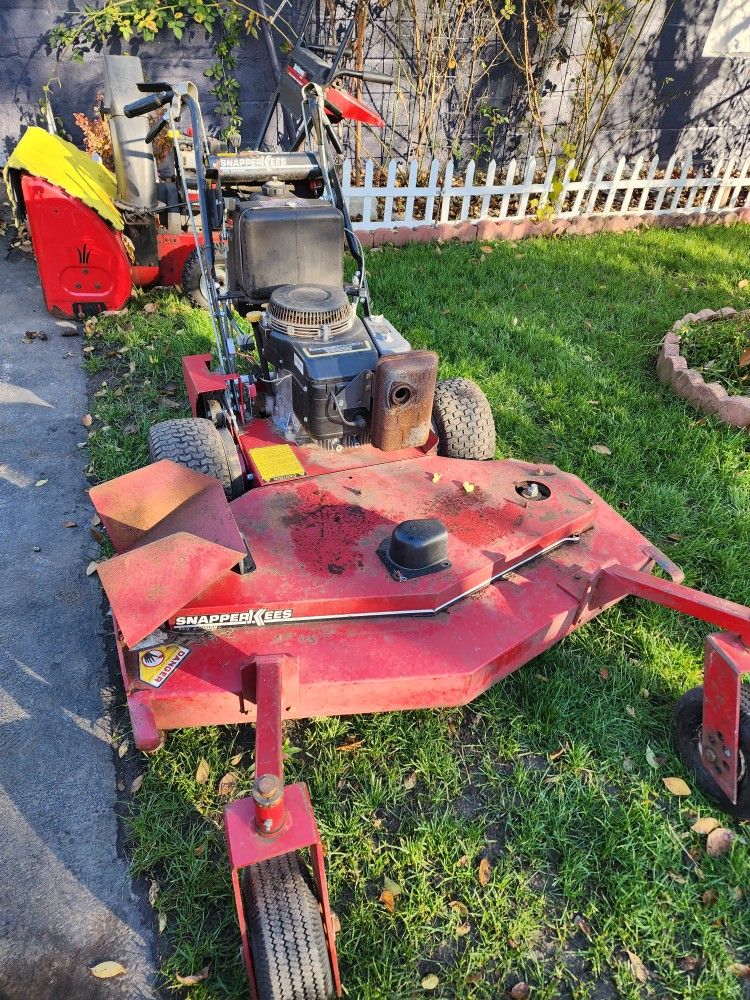 Snapper 48 Walk Behind Lawnmower For Parts Or Fix