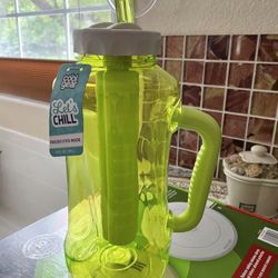 Cool Gear Water Bottle With Freezer Stick