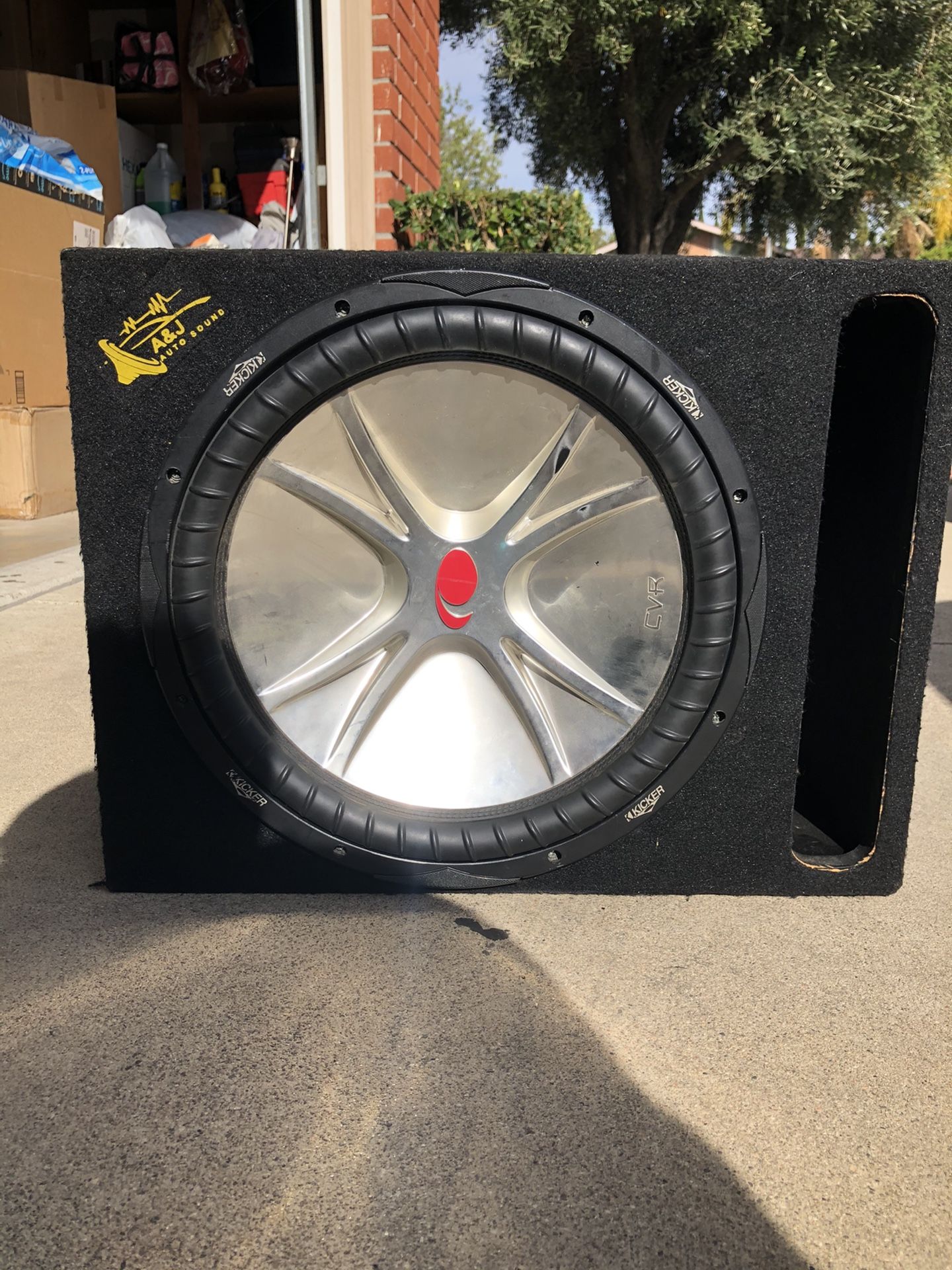 Big Bang!! 15in Kicker Cvr Subwoofer 🔊