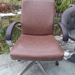 Leather Office Chair. Davie FL 33324 In Broward County.