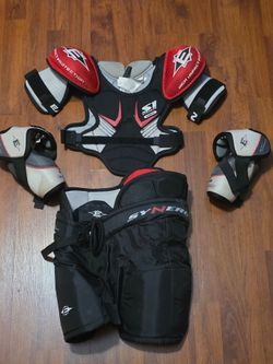Youth Easton Hockey Pads