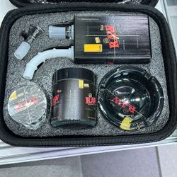 RAW rolling tray and accessories