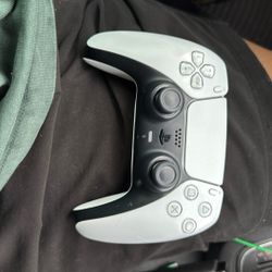 PlayStation 5 Controller