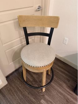 3 set swivel dinning stools