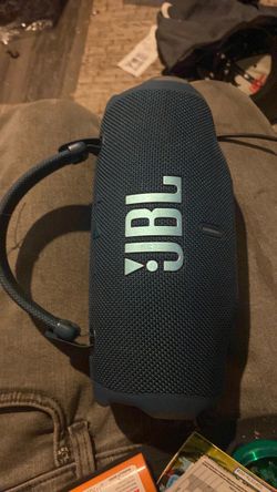 JBL   CHARGE    6   Bluetooth   speaker