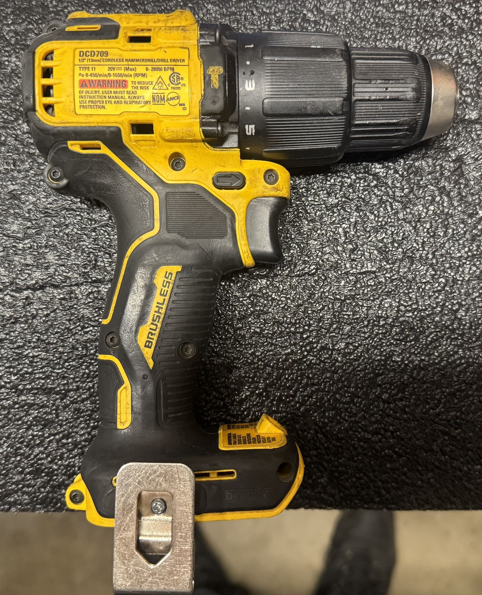 ** PARTS ONLY** - 20V Dewalt Atomic Series Hammer drill