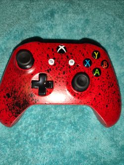 Custom Xbox One Controller - Red/Black Blood Splatter (Excellent Condition)