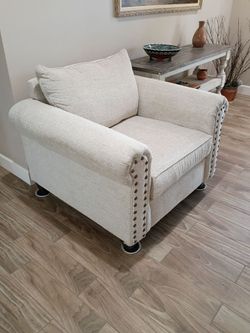 Off white chair