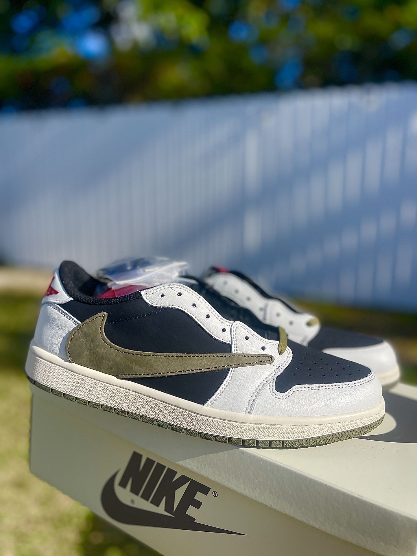 Jordan 1 Retro Low Travis Scott”Olive”