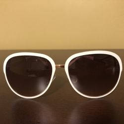 🌺Jessica Simpson Sunglasses White/Gold