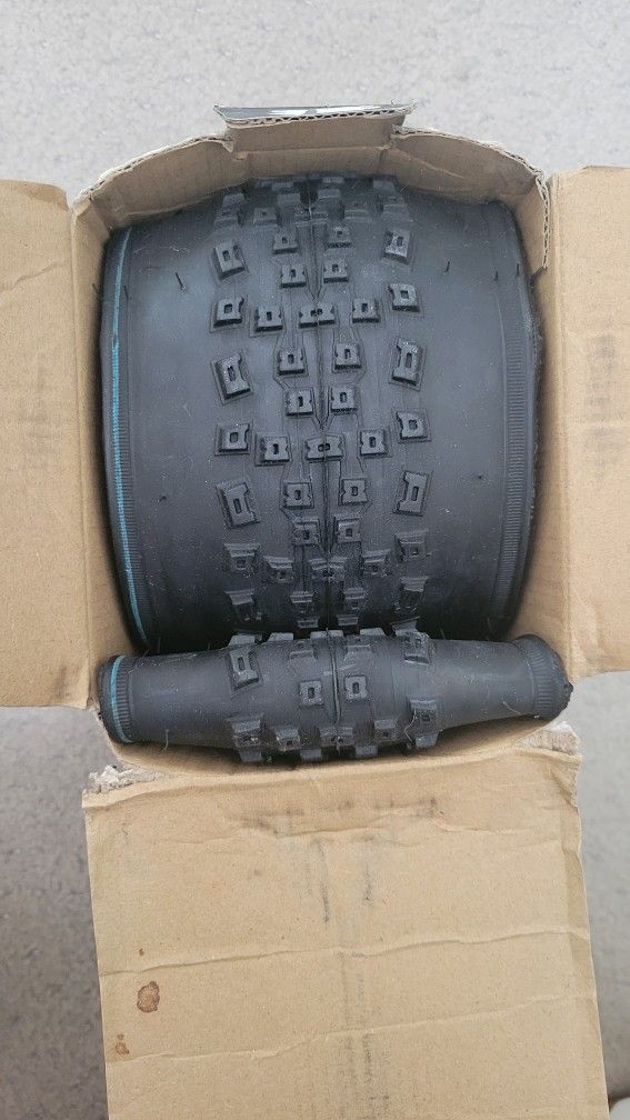 Mountain Bike Tire 