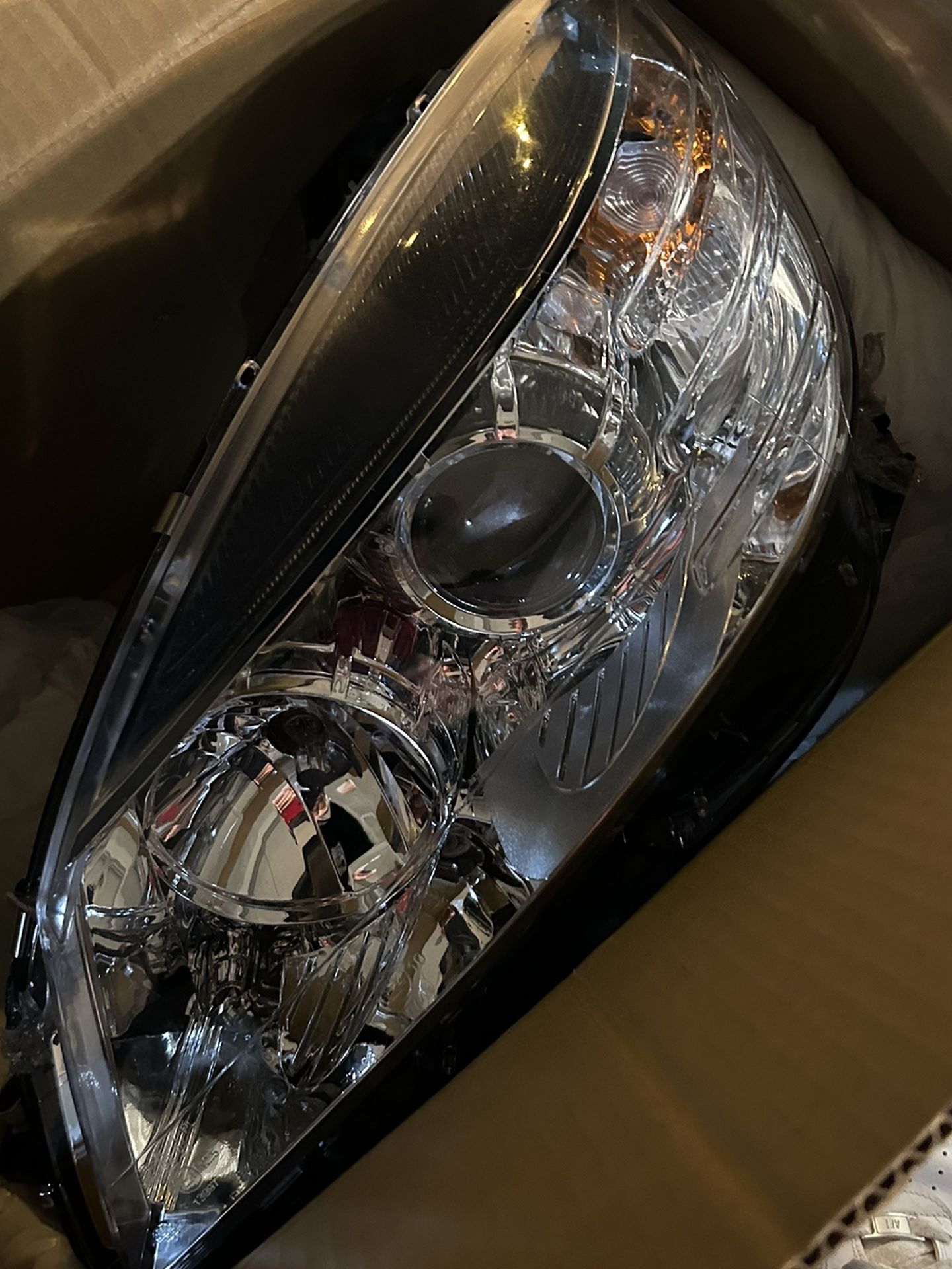 2010 Benz C300 Head Lights