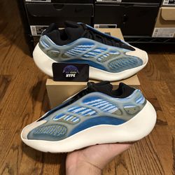 Adidas Yeezy 700 V3 ‘Azareth’ Size 9.5M Brand New