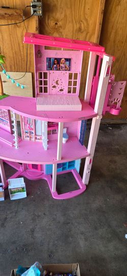 Huge Barbie Dreamhouse Bundle! 2023 Pool Party House + Dolls, Cars & Extras