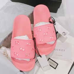 New- Gucci Kid Sandal ( Size 31)