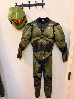 Four Halloween costumes in size 5/6-medium
