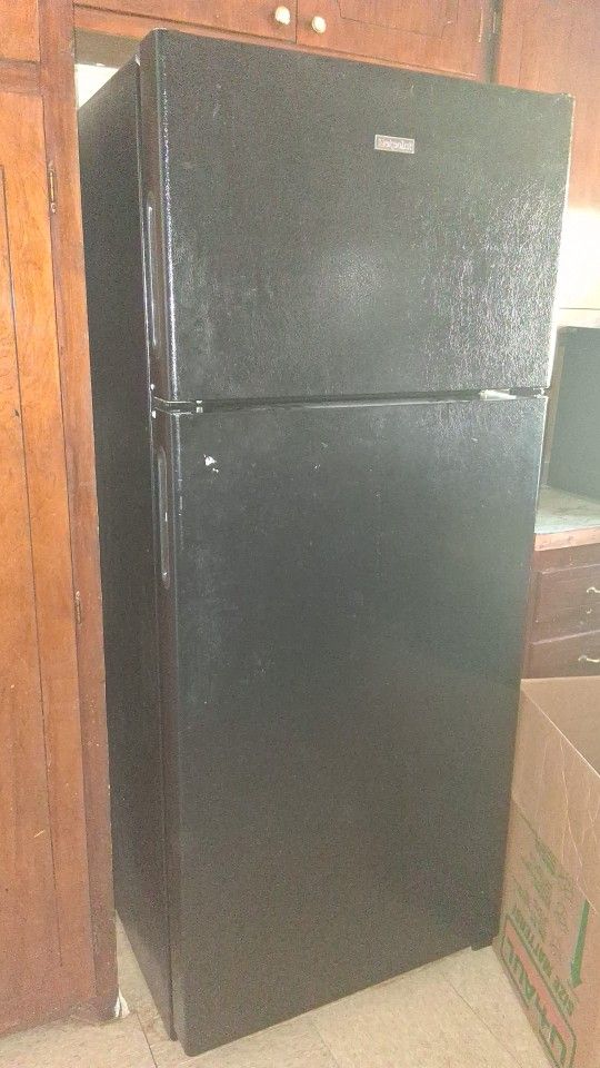 Hotpoint Fridge