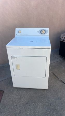 Selling Dryer  GE